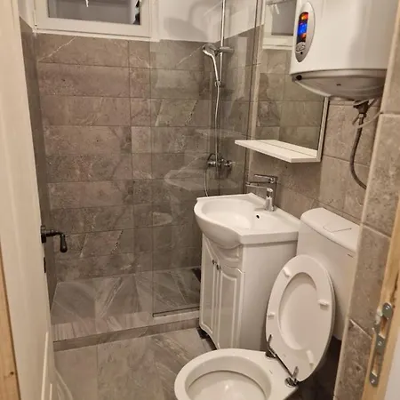 Gara De Nord 2 * Bükreş