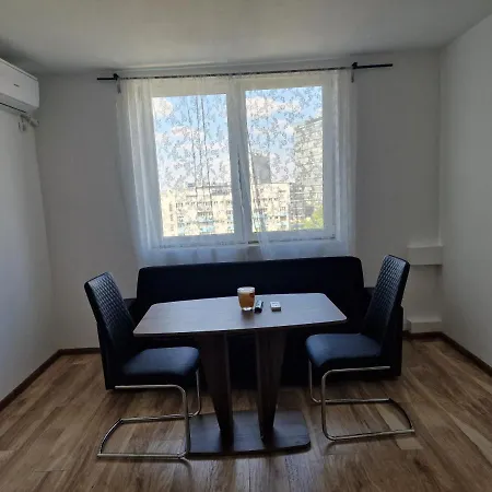 Apartment Garii De Nord